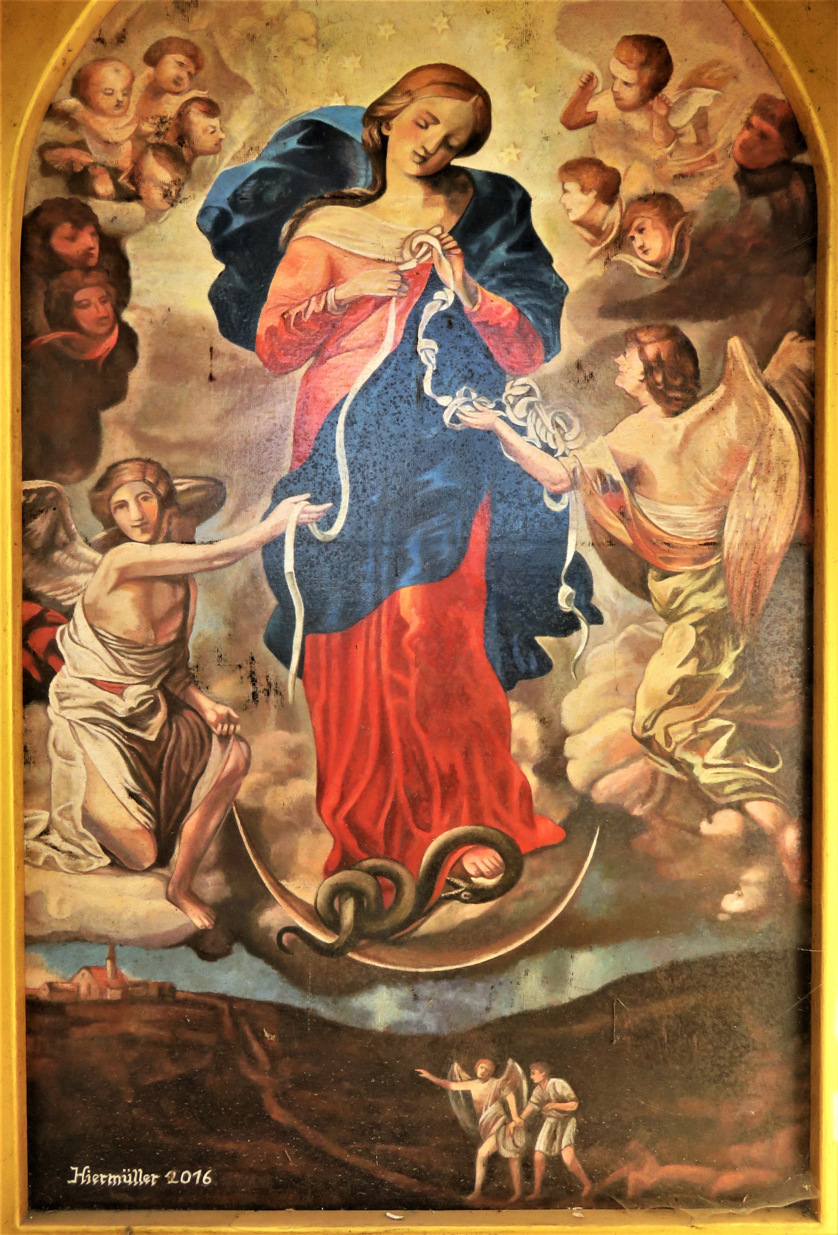 Der Bildstock wurde von der Familie Martin und Margit Klotz in Hattenhofen aufgestellt. Er ist der Maria Knotenlöserin geweiht. Auf einer Holztafel hat Herr Manfred Hiermüller 2016 das Bild der Knotenlöserin dem Motiv aus St. Peter am Perlach in Augsburg nachempfunden. Vor dem Bild stehen Kerzen. Das Bild zeigt die auf einer Mondsichel stehende Madonna, wie sie Knoten in einem langen weißen Band löst und zugleich mit dem Fuß auf dem Kopf einer Schlange, als Symbol für den Teufel und den Sündenfall, tritt und diesen dadurch rückgängig macht. Über Maria schwebt der Heilige Geist in Gestalt einer Taube. Die Knotenlöserin ist von der Sonne umgeben, wie in der Offenbarung des Johannes beschrieben. Das Original des Bildes wurde von Johann Georg Melchior Schmidtner um 1700 mit Öl auf Leinwand gemalt.