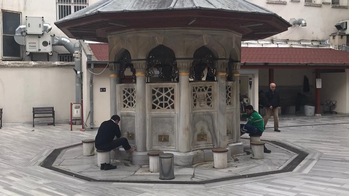 Hüseyin Agha Moschee